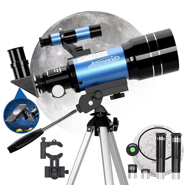 Refractor de iniciación AOMEKIE 70/300 sobre su trípode de aluminio